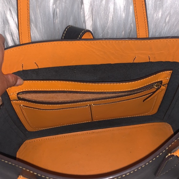 DOONEY & BOURKE TOTE - Picture 4 of 16